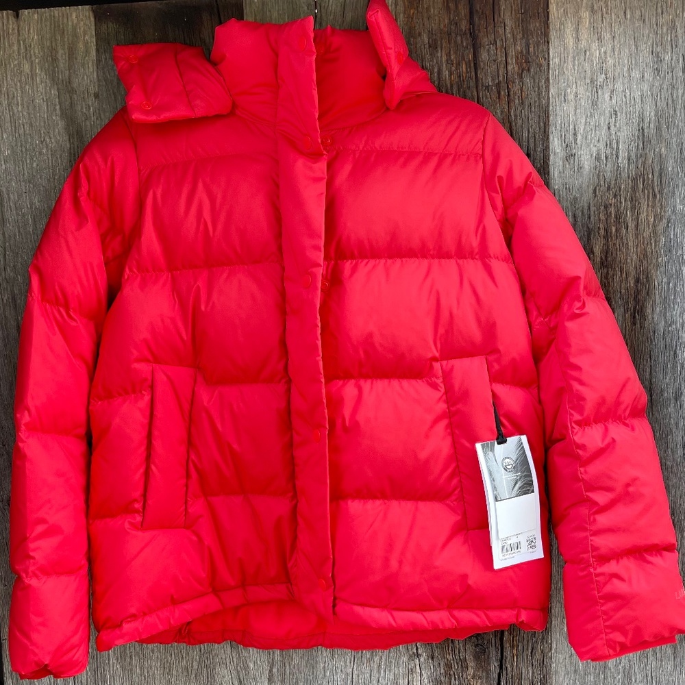 Lululemon Wunder Puff Jacket size 4